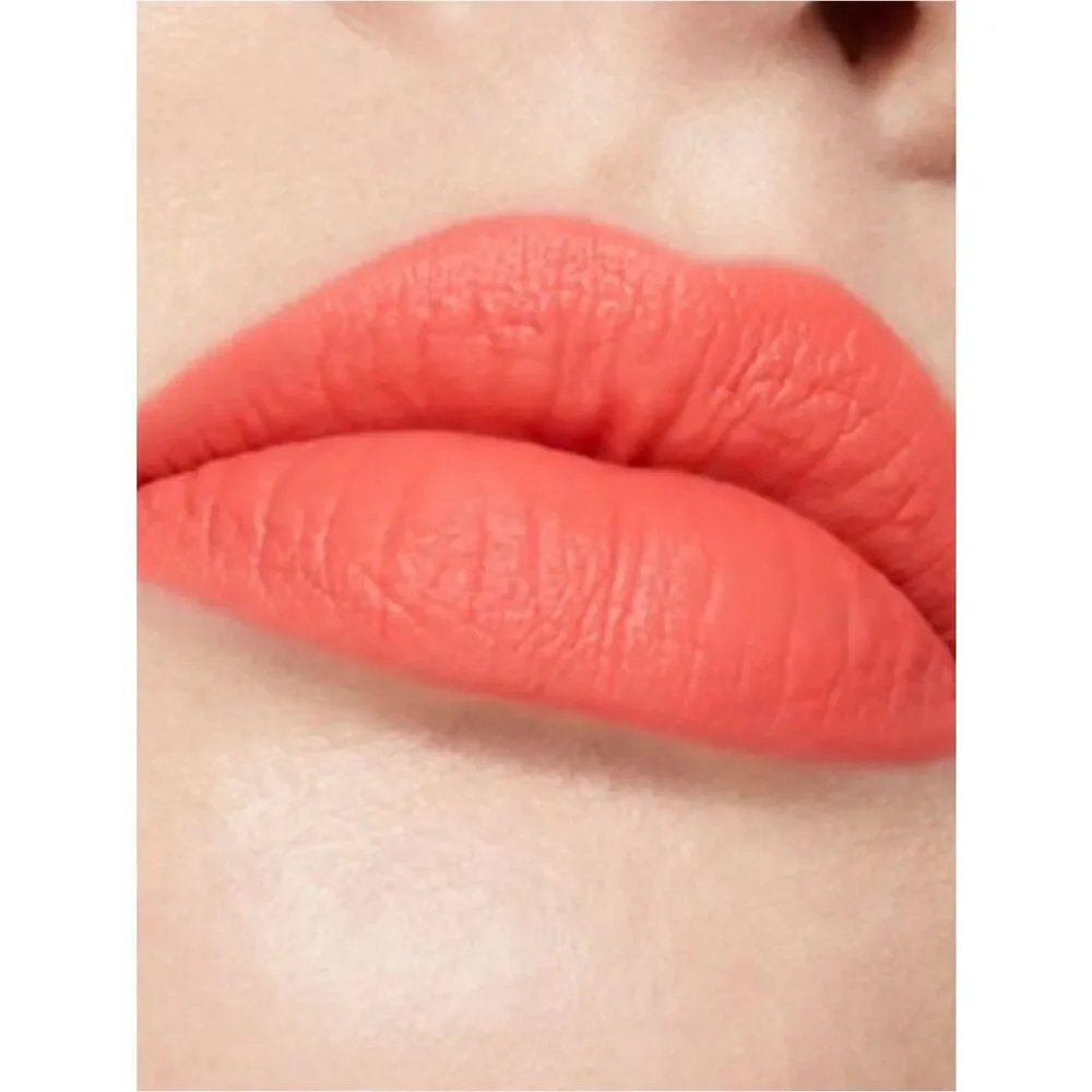 KYLIE COSMETICS MATTE LIPSTICK 209 SUMMER SOMEWHERE PINK CORAL